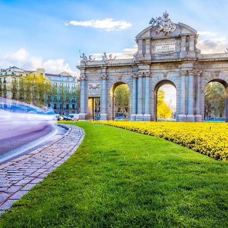 Prado Atocha Apartaments Madrid Luaran gambar