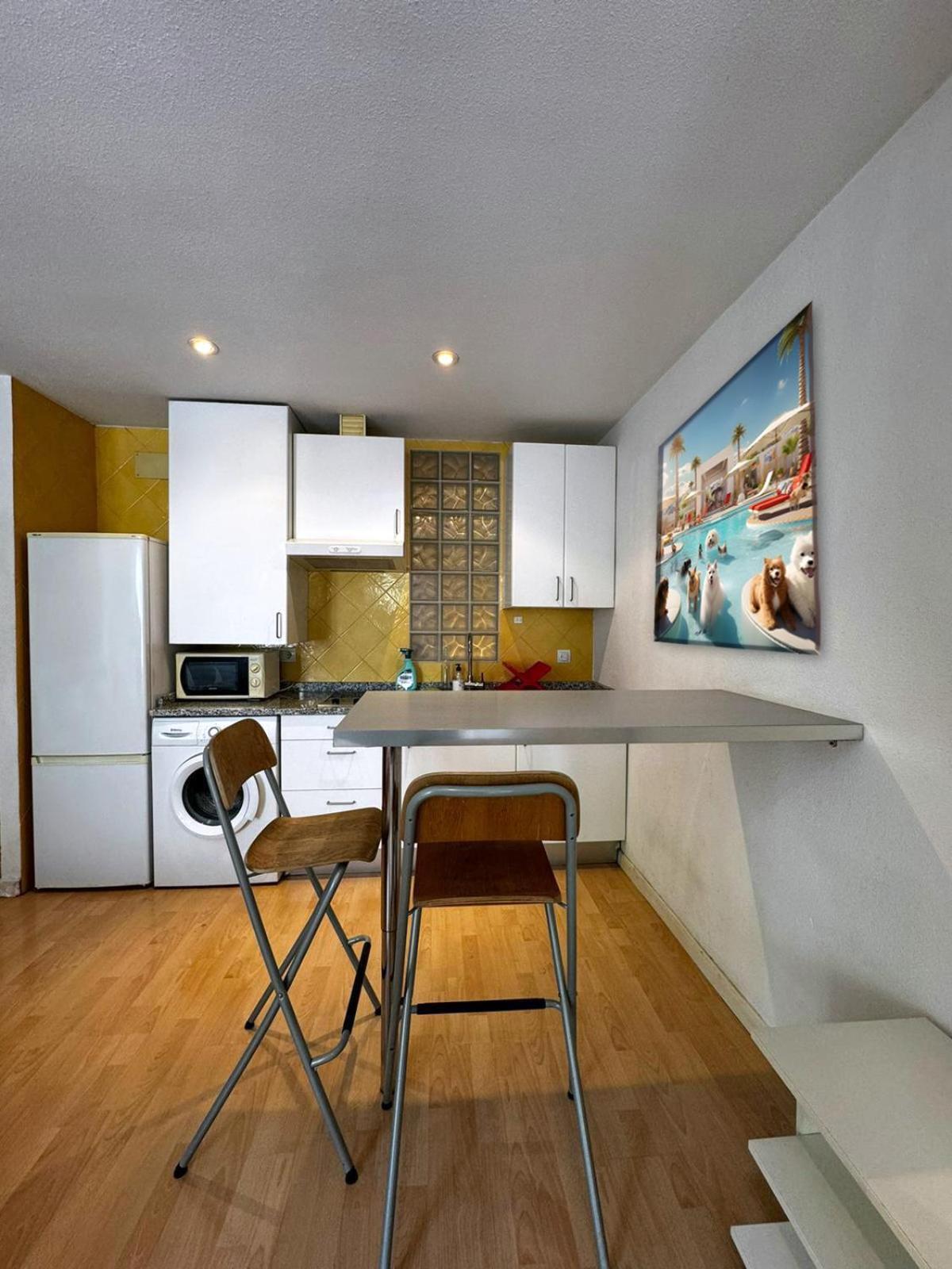 Prado Atocha Apartaments Madrid Luaran gambar