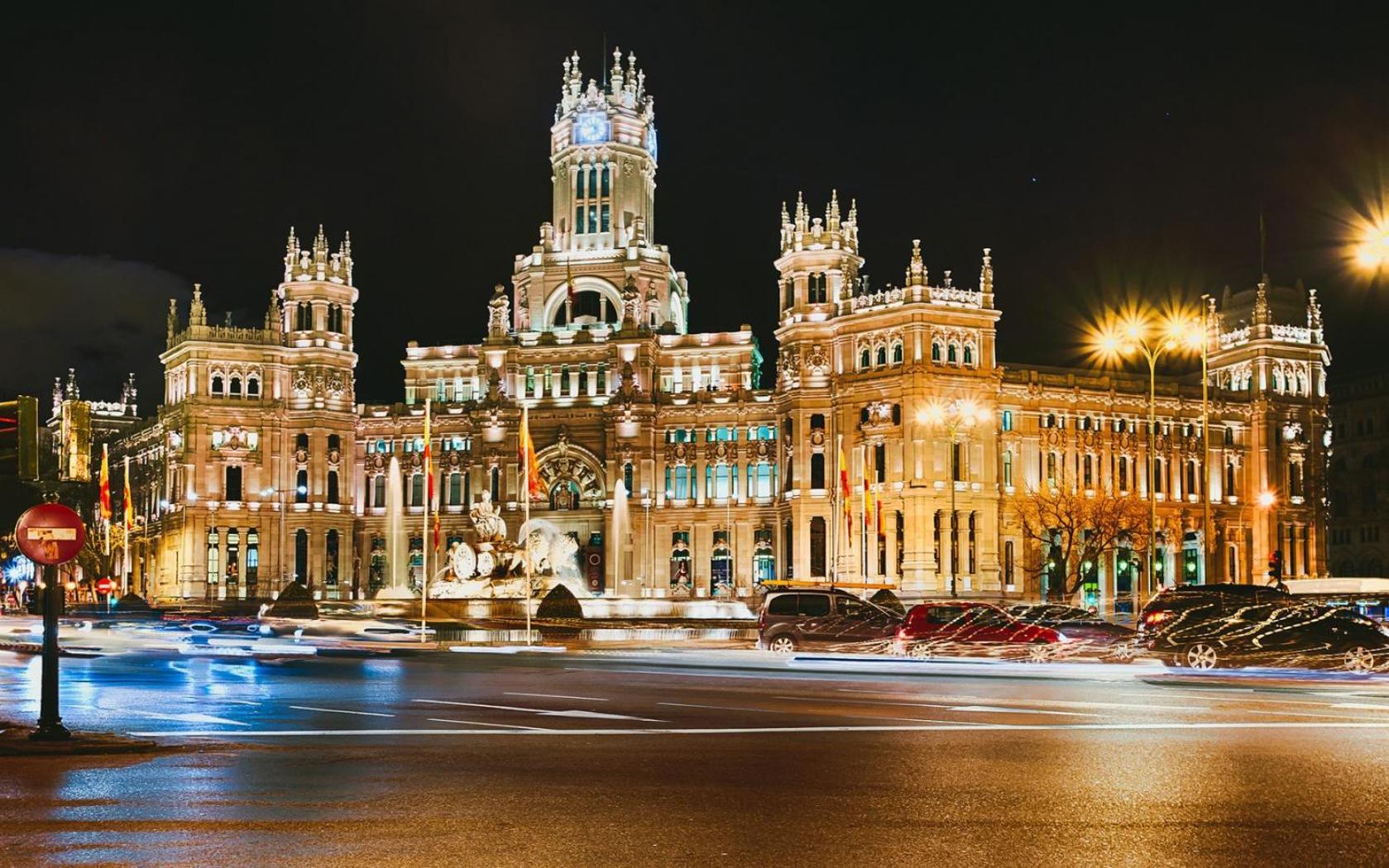 Prado Atocha Apartaments Madrid Luaran gambar